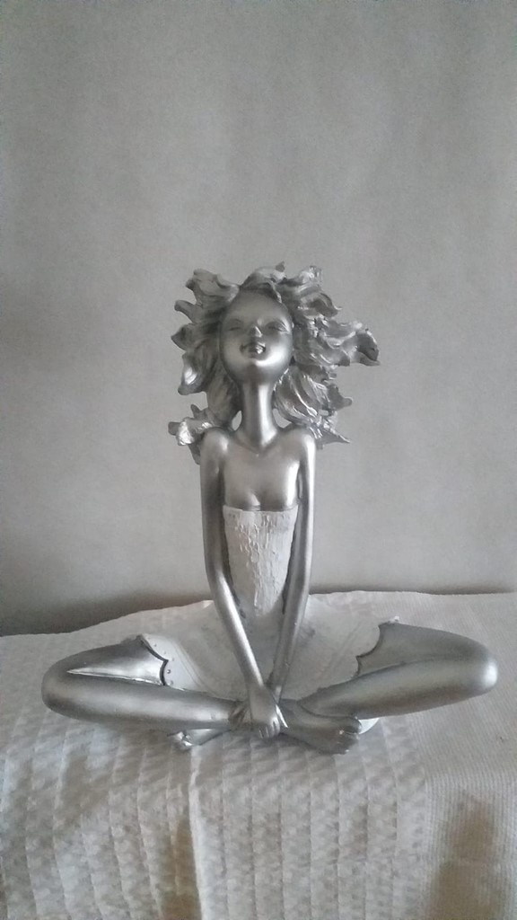 Foto 1 FIGURA CHICA