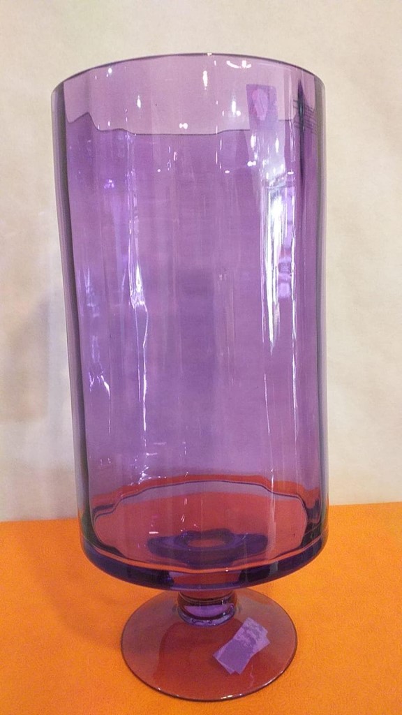 Foto 1 JARRÓN MORADO
